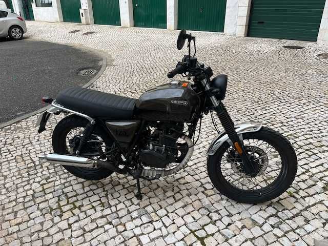 Mota Brixton Crownell 125 como nova.