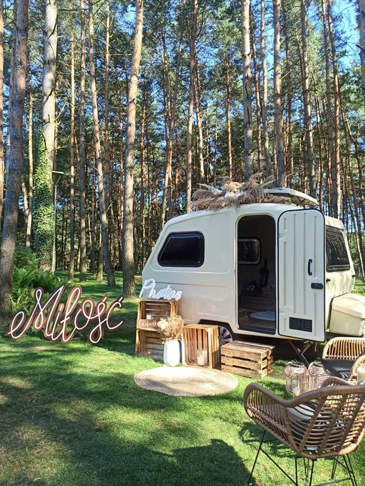 Fotobudka Fotoprzyczepa Napisy Wiatraki iskier ciężki dym