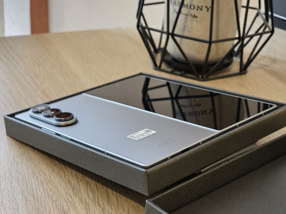 Samsung Z Fold 7 512GB cinza NOVO
