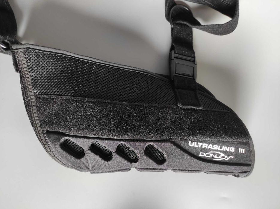 Бандаж косынка для поддержки руки DONJOY Ultrasling 3, плечевой, S