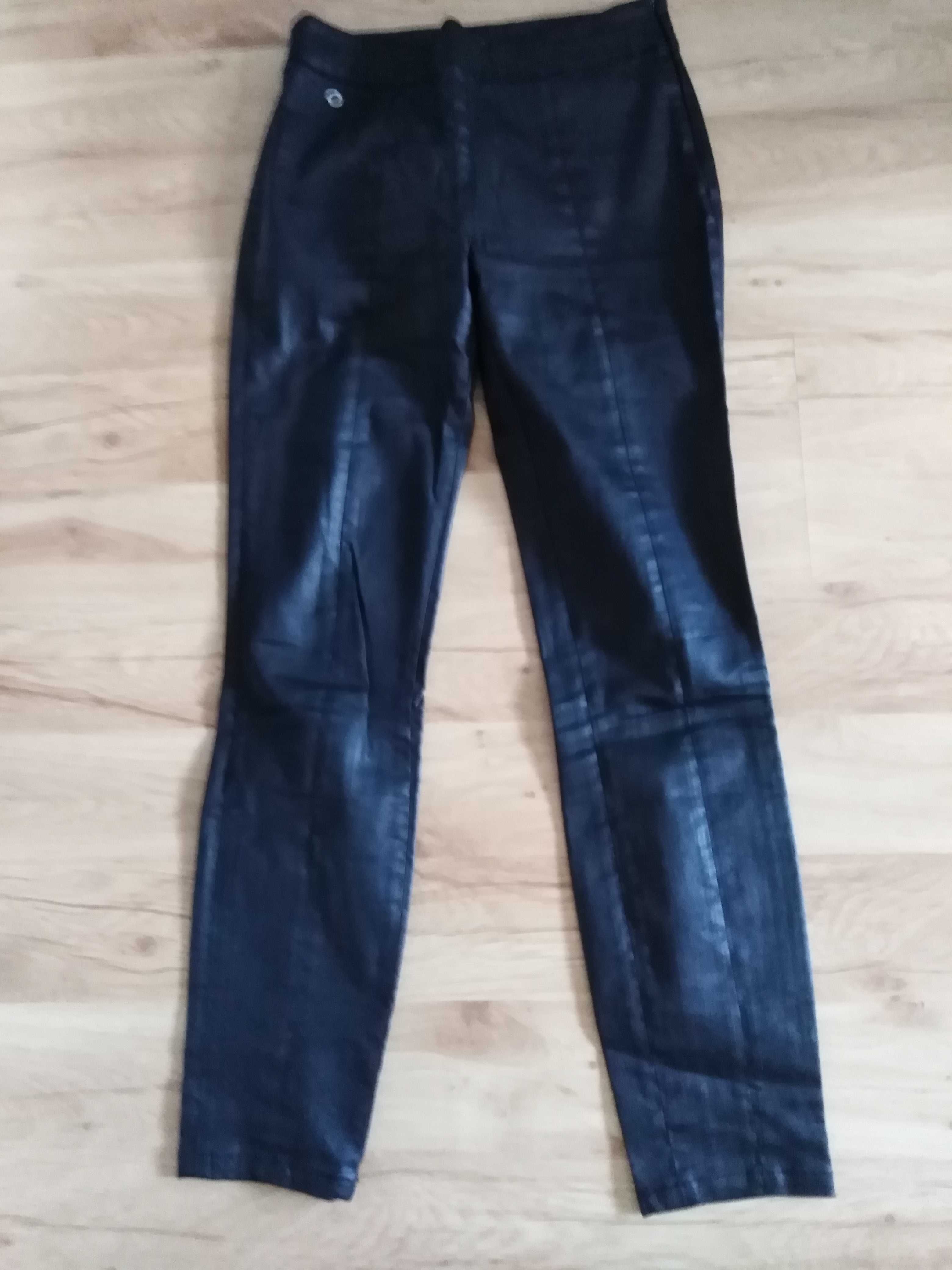 Nowe spodnie " Massimo Dutti " r. XS
