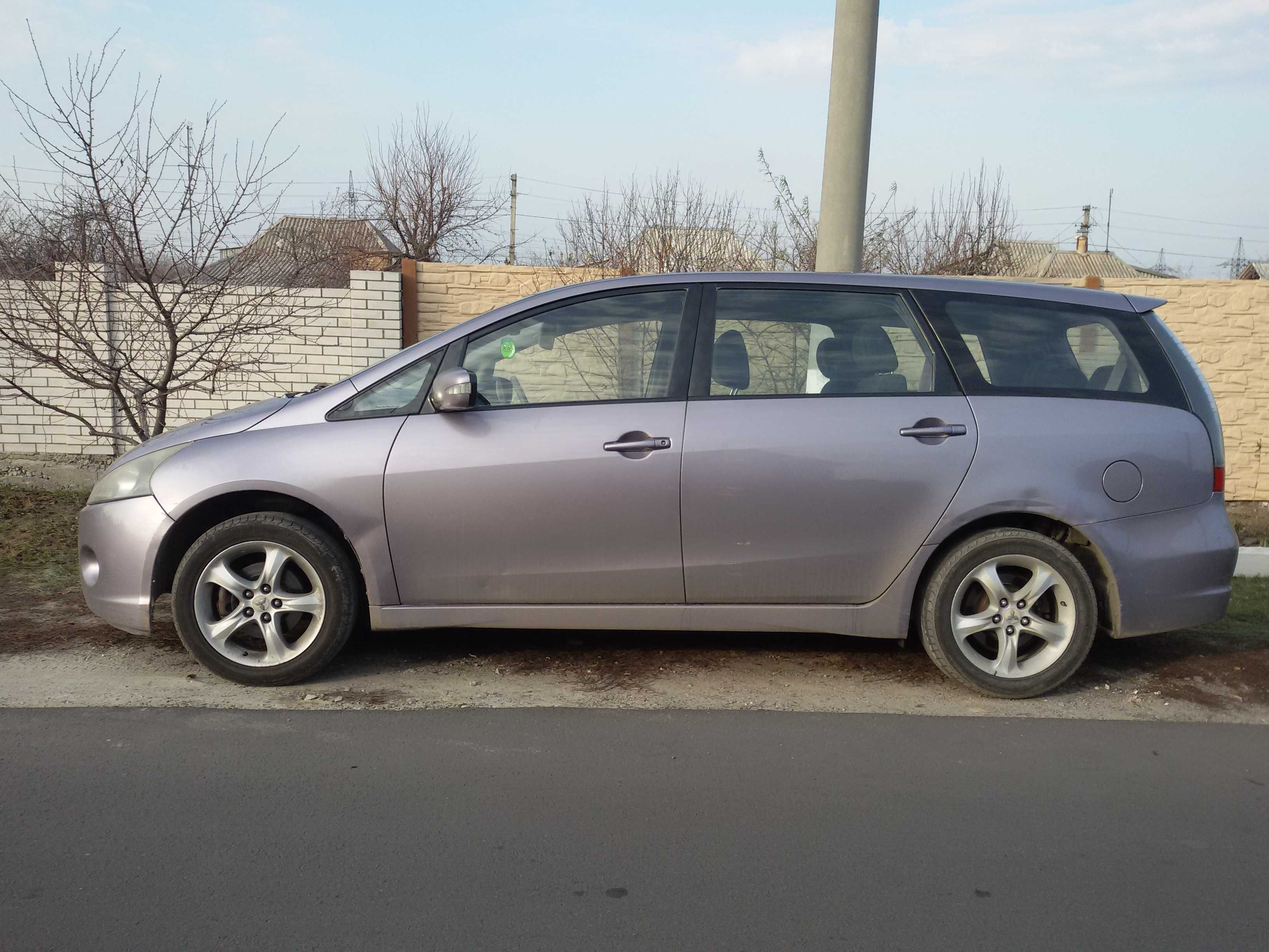 дверь грандис Mitsubishi Grandis 2.4 разборка