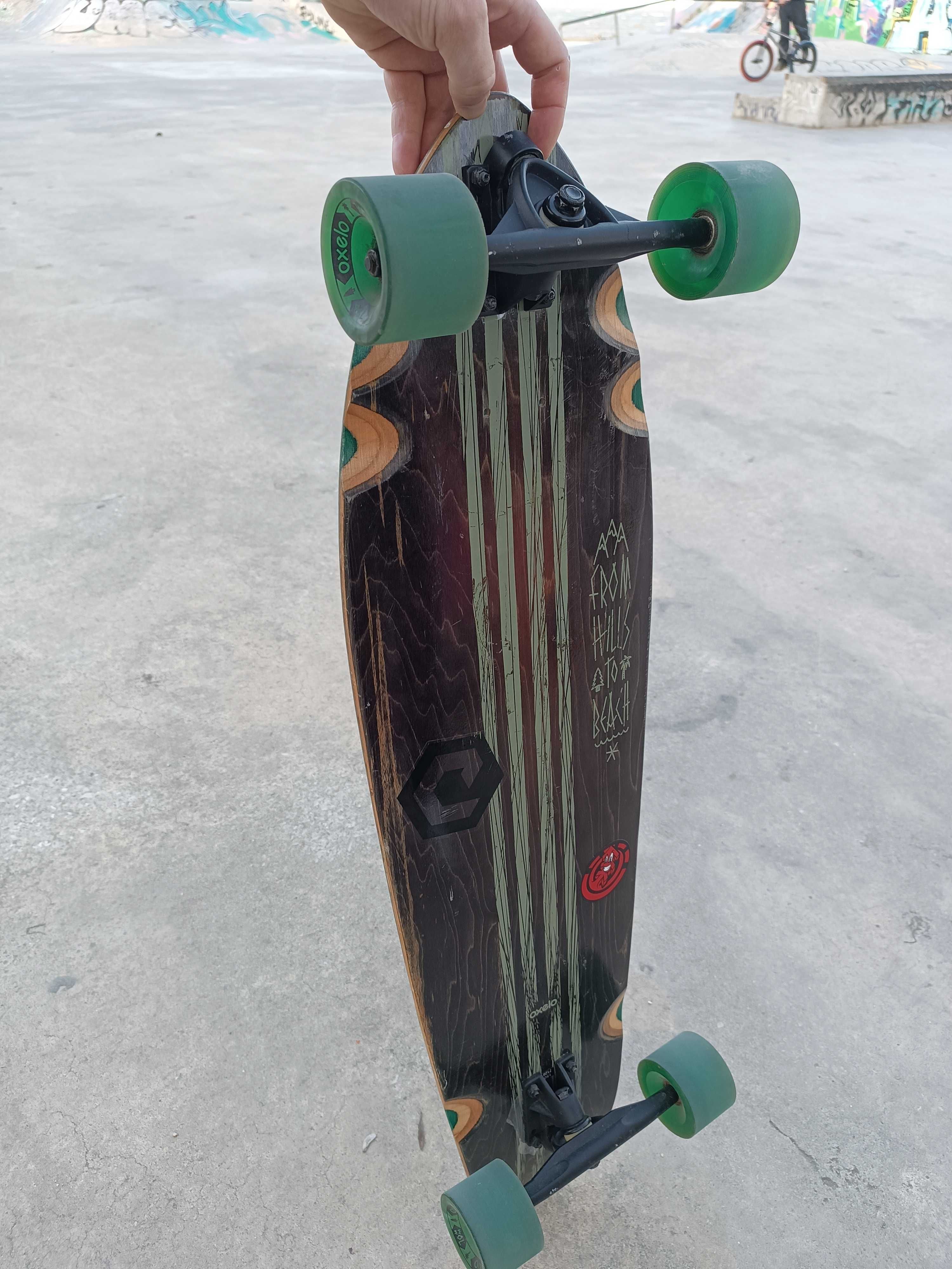 Skate Oxelo Cruiser em muito bom estado.