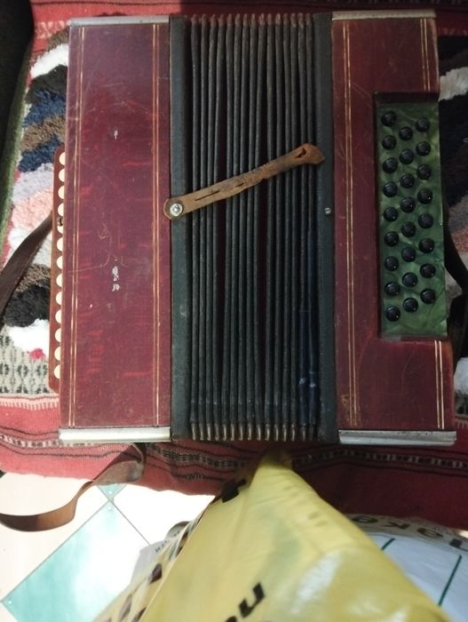 Продам гармошку в хорошому стані