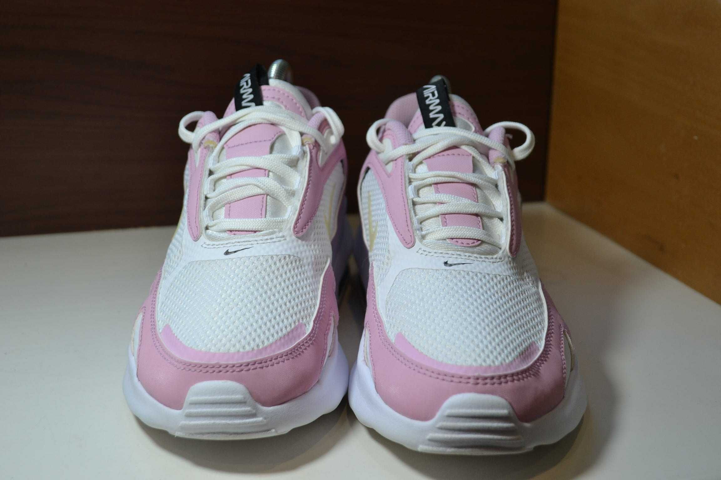 nike air max bolt 40р кроссовки оригинал