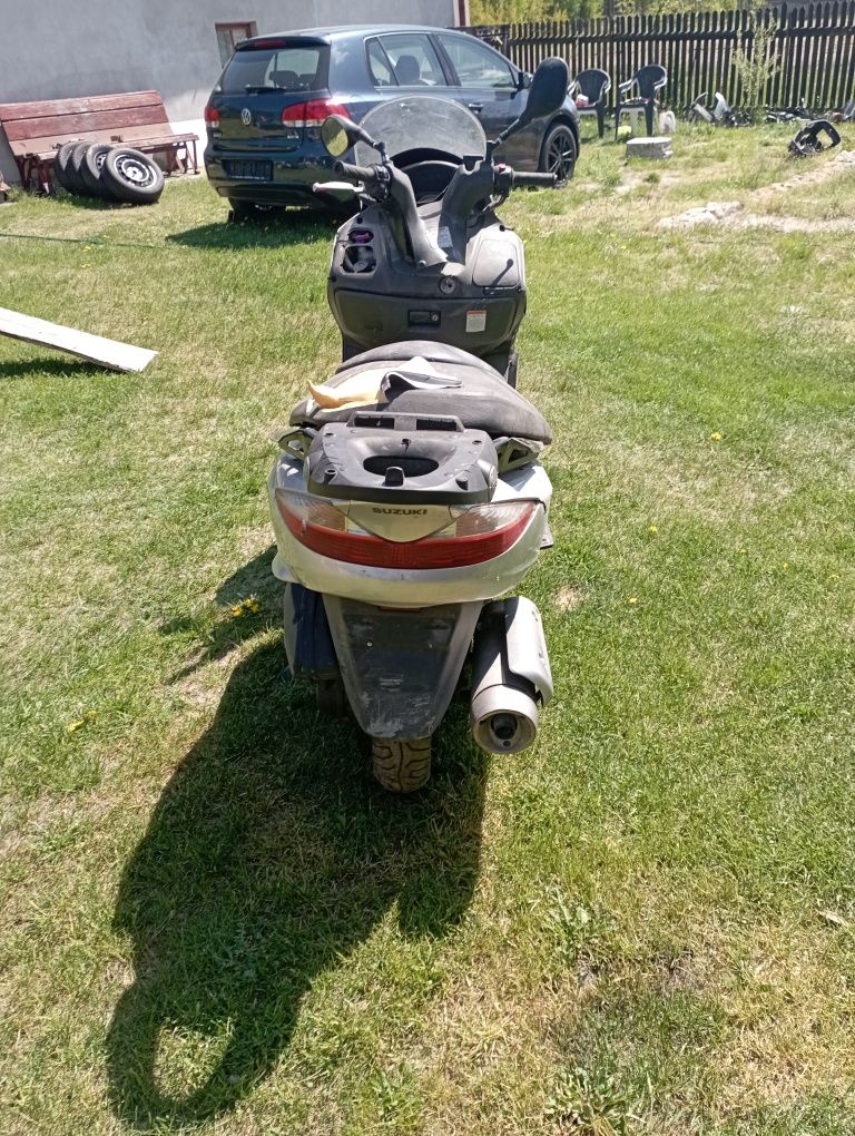 Suzuki Burgman 200cm silnik,instalacja,plastiki, zawieszenie,szyba,