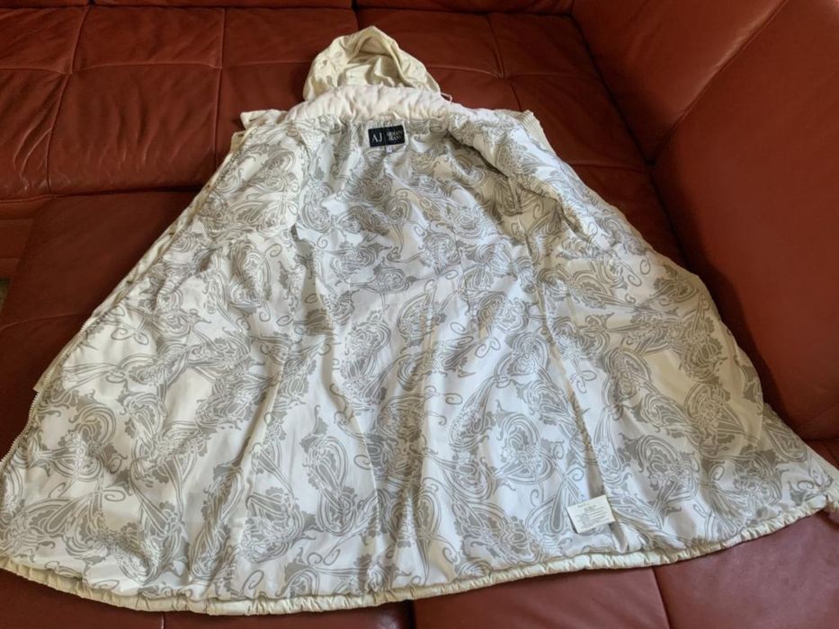 Женское пальто Armani Jeans, р.S