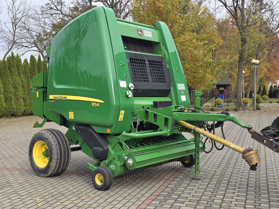 Prasa JOHN DEERE 854. 9900bel PERFEKCYJNY Stan 864 .592 case krone