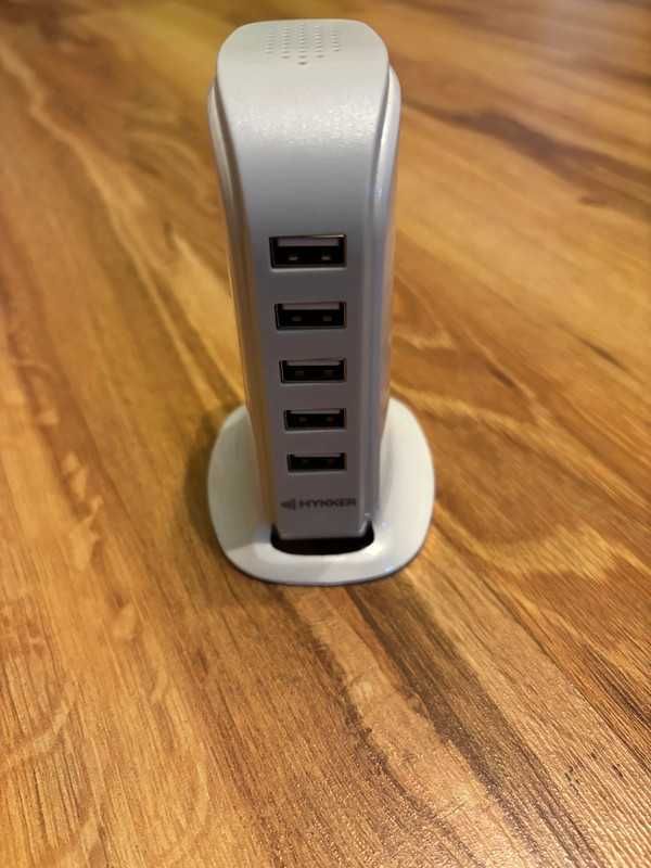Stacja ładująca USB Hykker