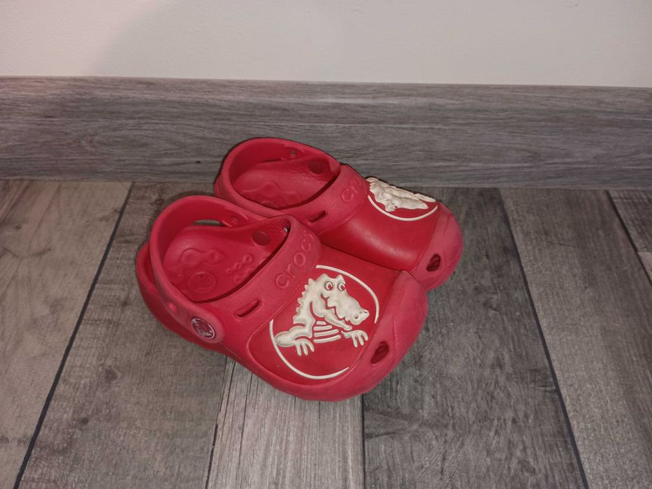 Klapki dziecięce Crocs rozmiar C8 24-25