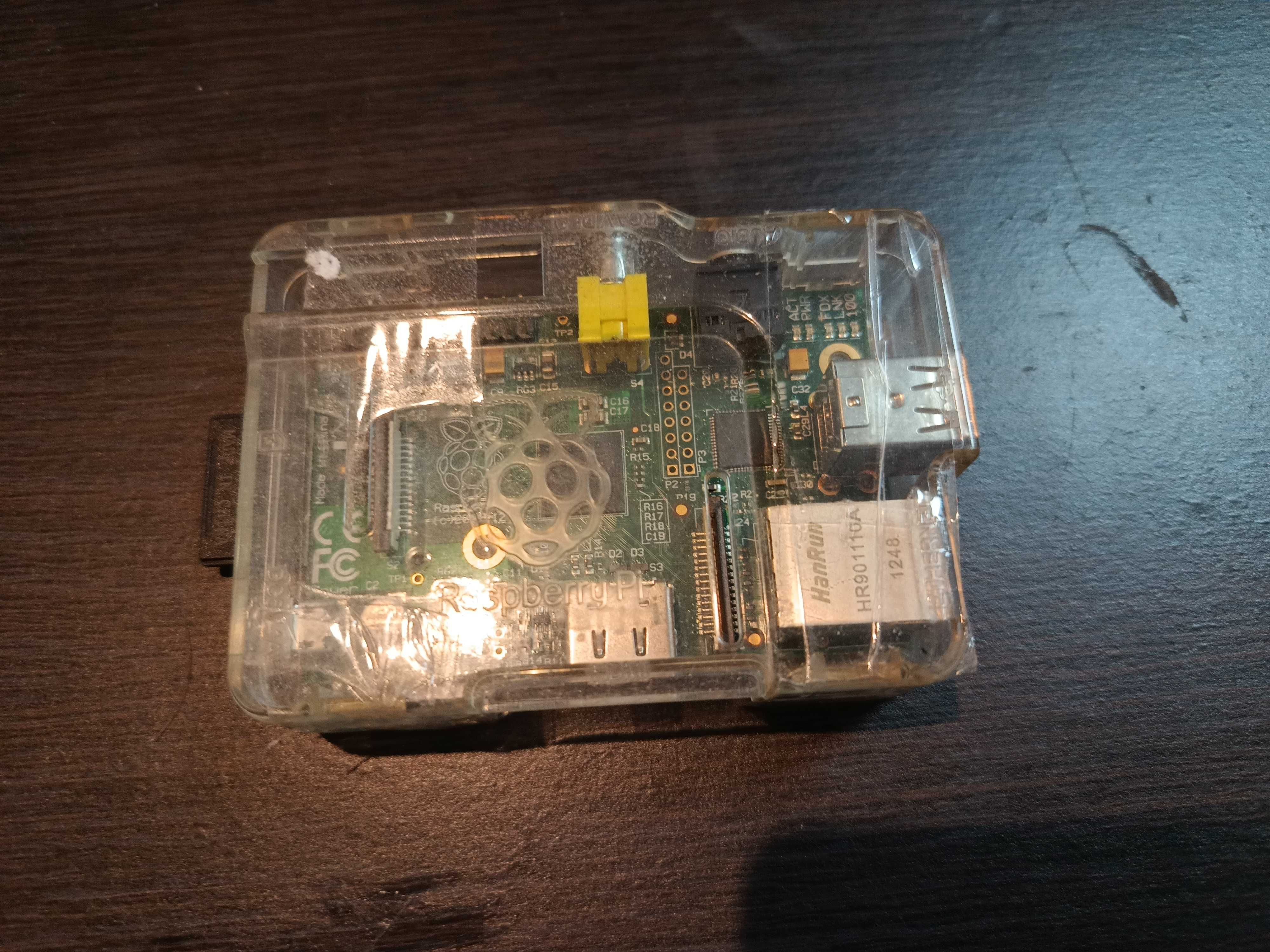Raspberry Pi Model B, Revision 2.0, Karta 32GB, obudowa, zasilanie