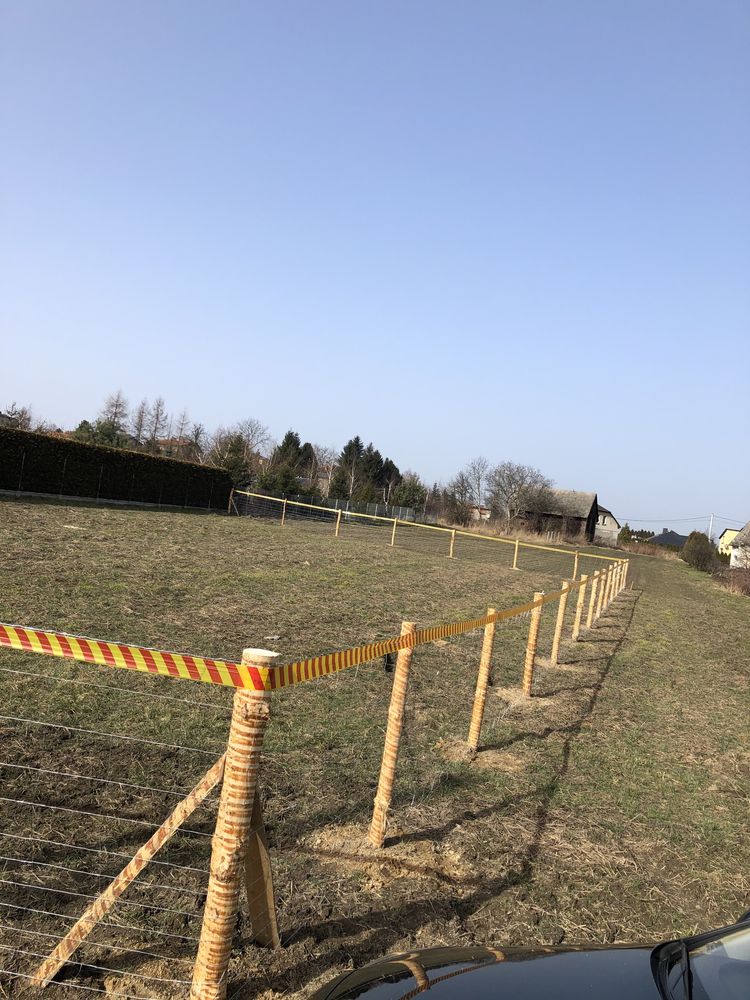 Stemple siatka leśna ogrodzenie budowlane tymczasowe płot brama furtka