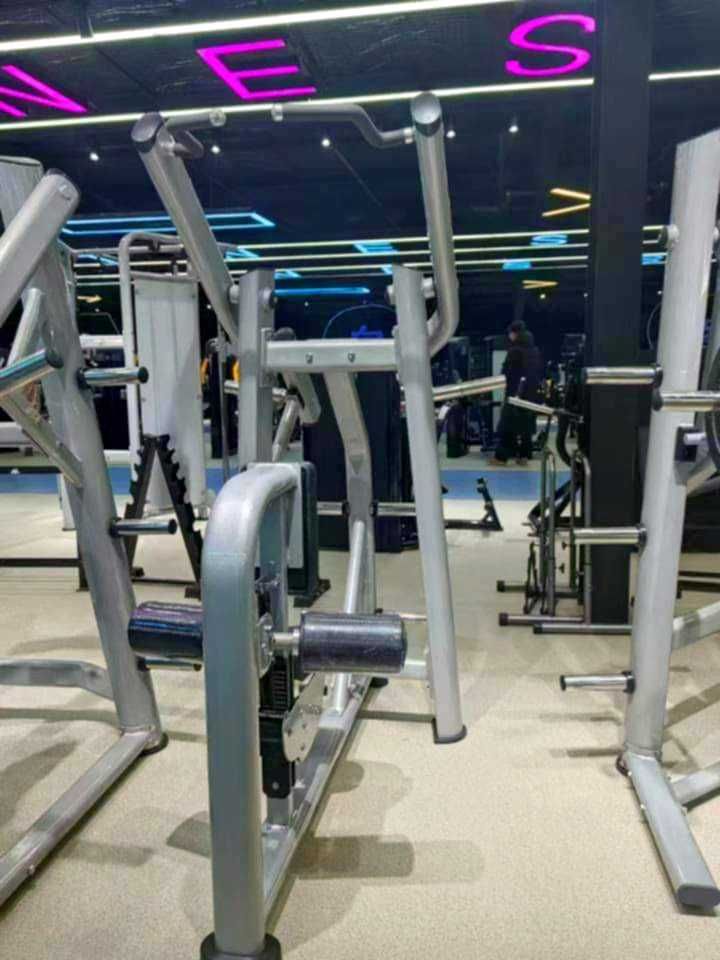 Hamery Maszyny Półwolne Plecy Klatka Biceps Nogi Różne