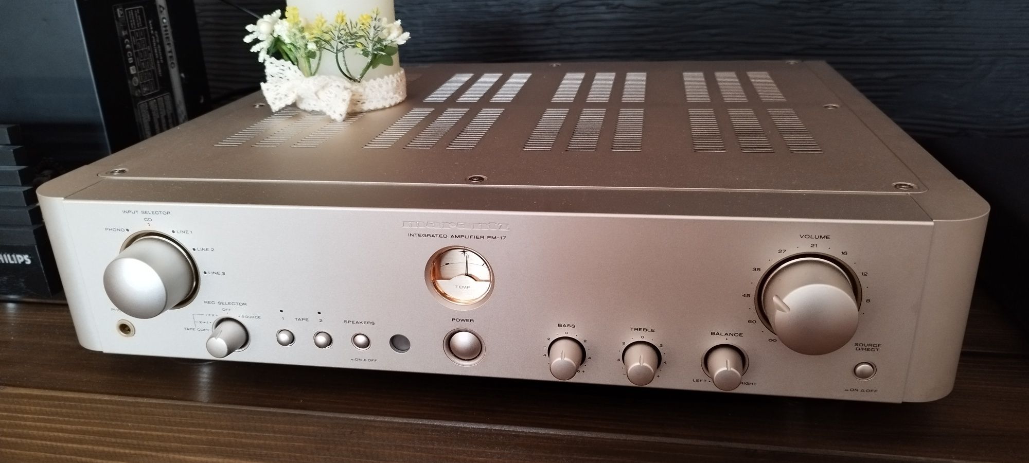 Підсилювач Marantz pm 17.