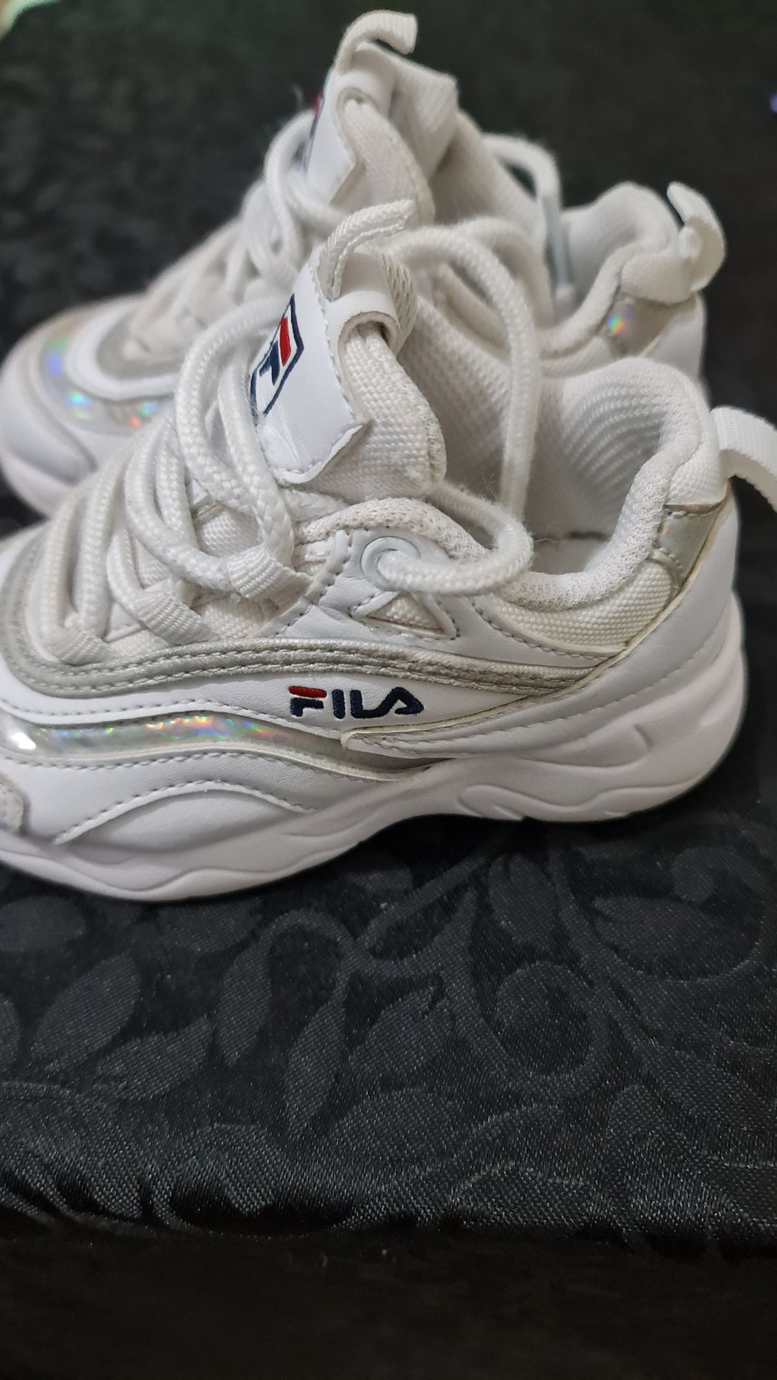 Tenis fila brancos