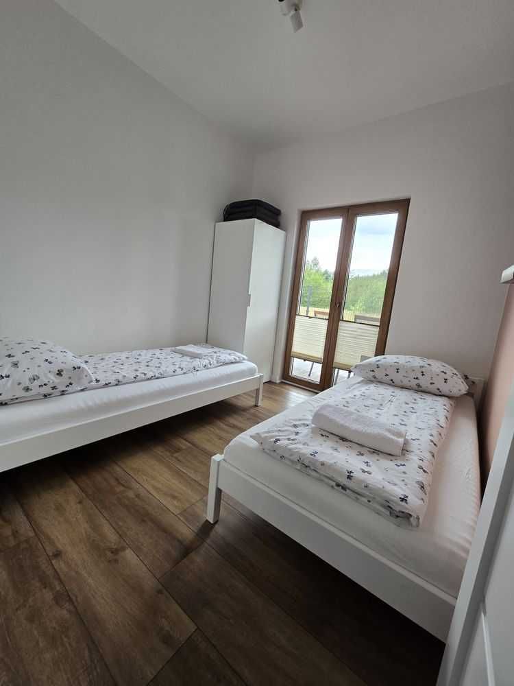 Nowe domki dla Rodzin z dziećmi, plac zabaw, jacuzzi, wolny od 8 VIII