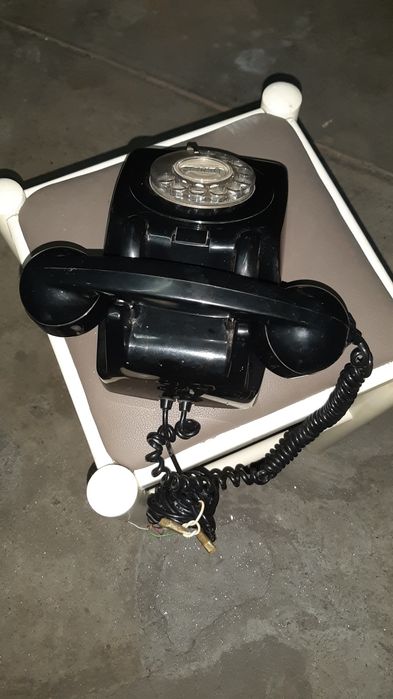 Telefone antigo a funcionar bem