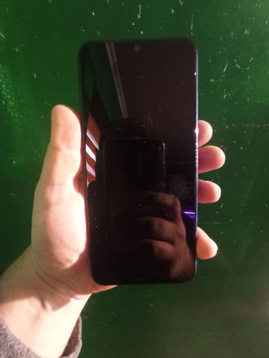 Телефон redmi not 8  Xiaomi