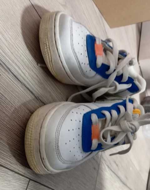 Buty Nike air force 1 LV8 EU 37.5