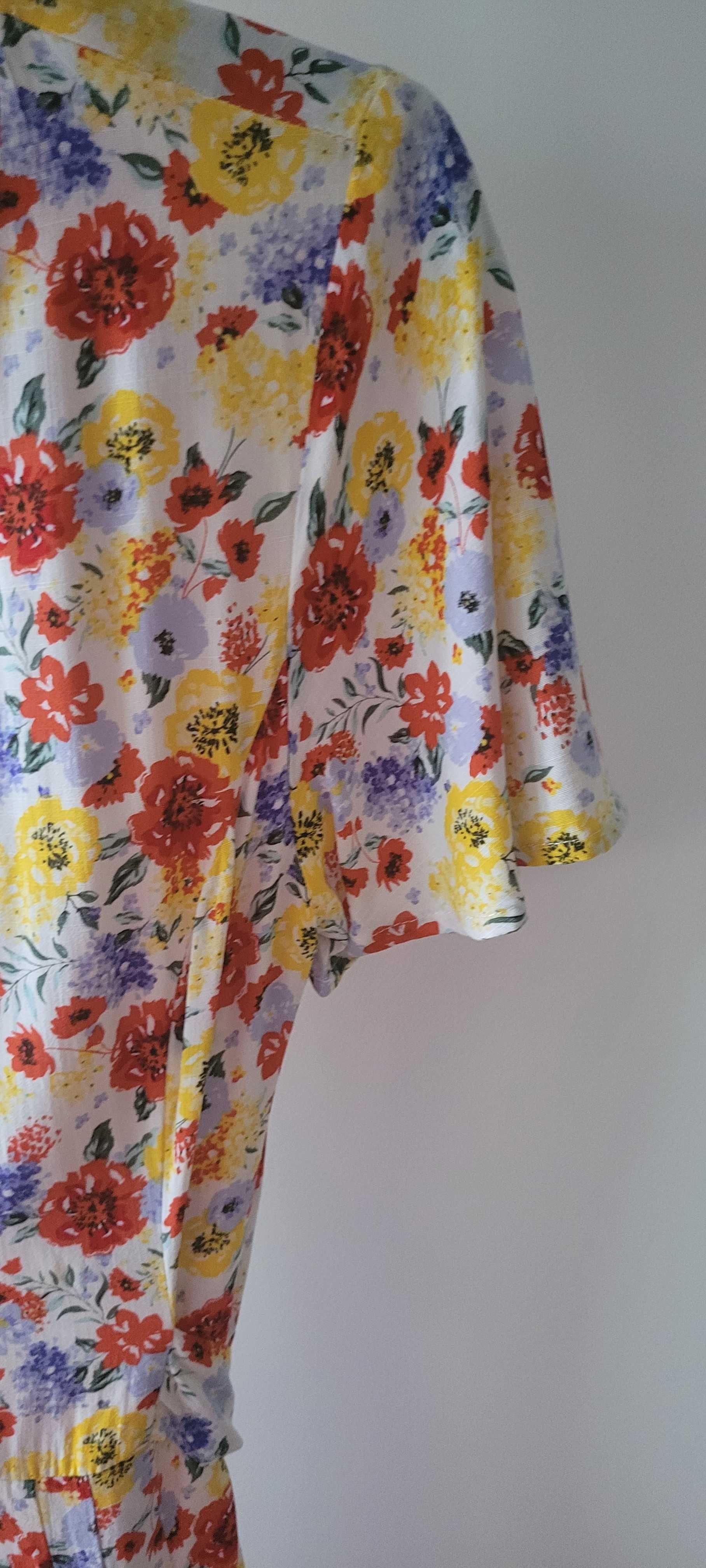 Vestido completamente novo