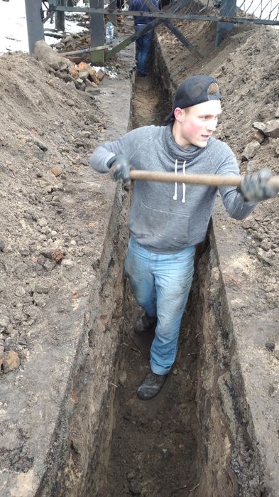 Разнорабочие без вредных привычек