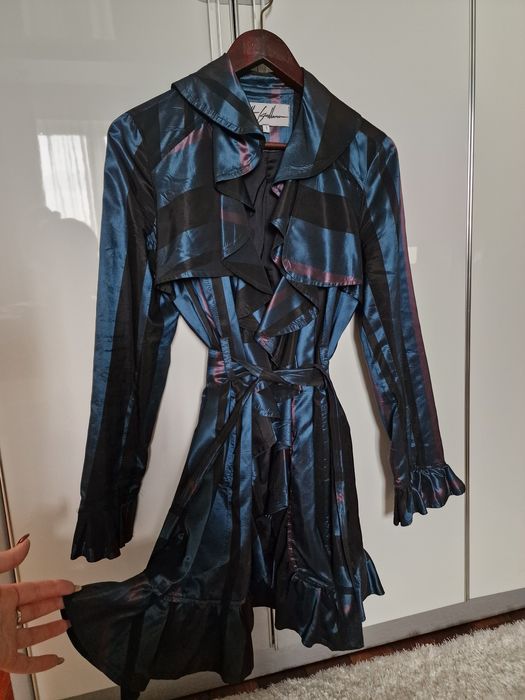 Продаётся плащ-платье