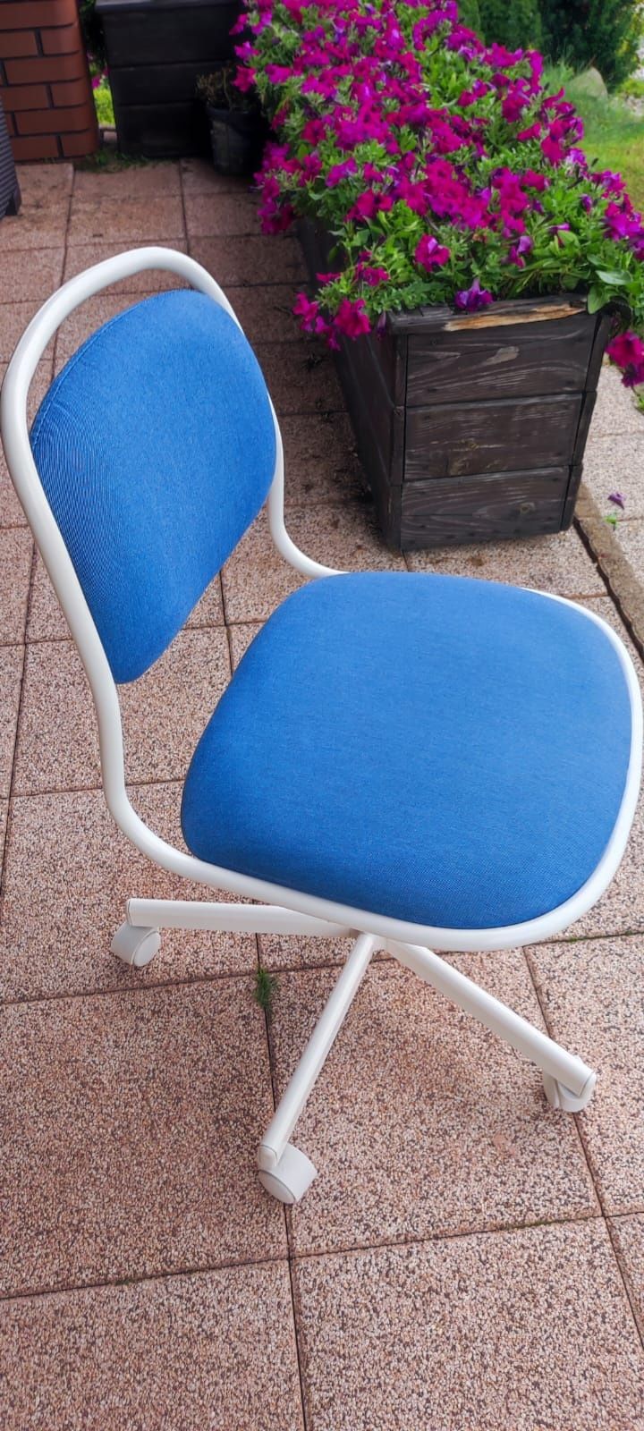 Ikea Krzesło obrotowe dla dziecka, do biurka, szkoła