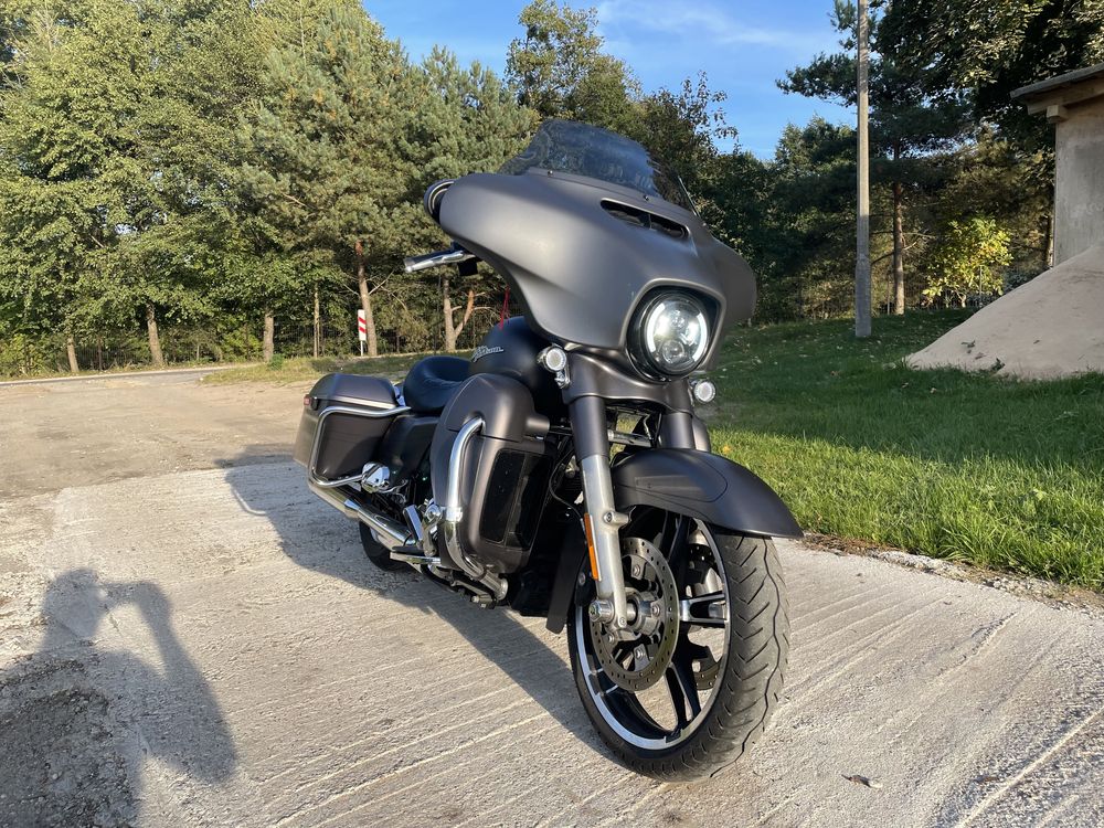 Harley-Davidson Street Glide Special Piękny