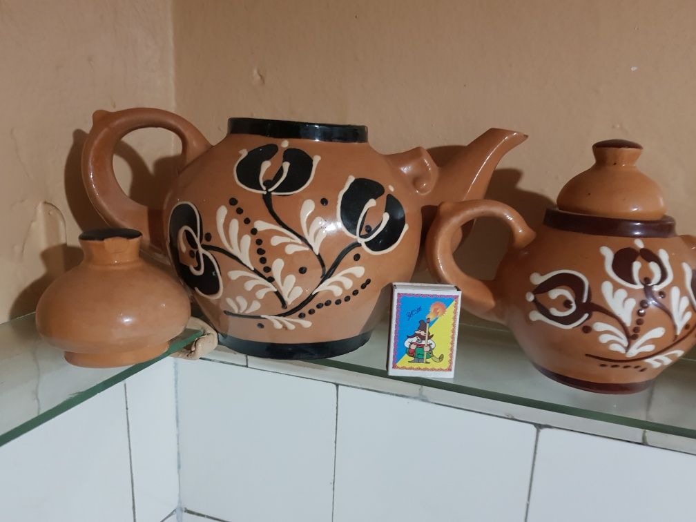 глиняные чайники