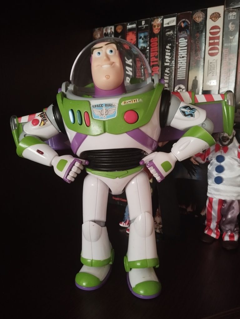 Оригинальная фигурка Buzz Lightyear toy story