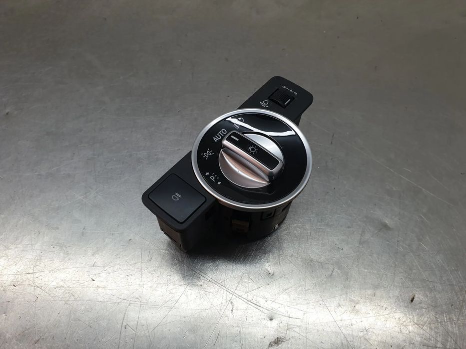 Botão / interruptor de luzes MERCEDES-BENZ Classe A (W176)
