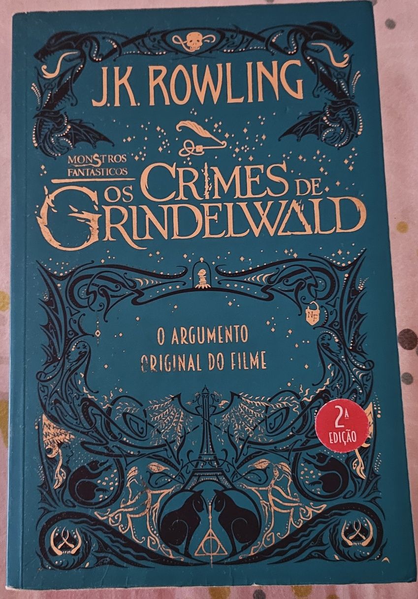 Livro Os Crimes de Grindelwald