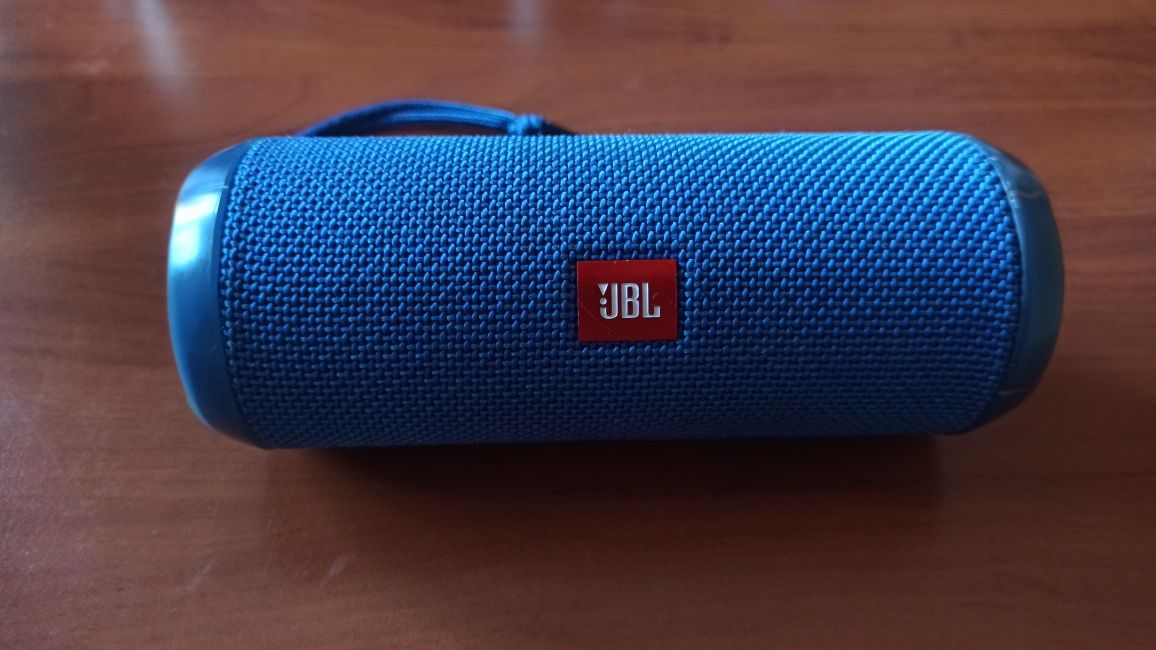 JBL Flip 3 orginalny bateria trzyma około 1 h