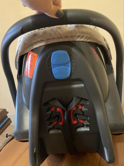 Продам детскую автолюльку до 13 кг