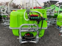 Opryskiwacz Klara 600 l 15m POMPA 140 firmy Tolmet rama Ocyn