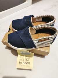 Toms nowe rozmiar 23,5