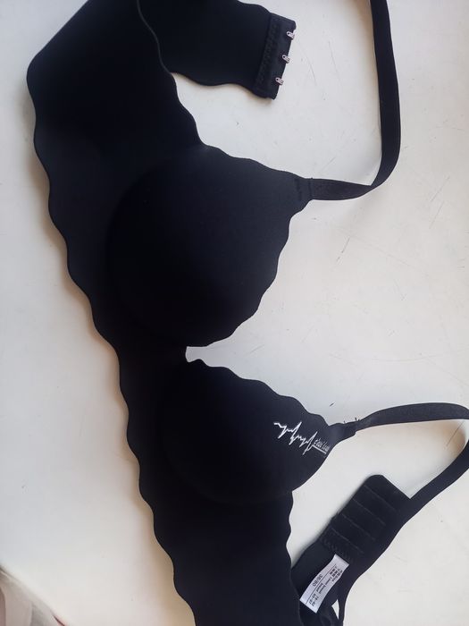 Безшовний бюстгальтер