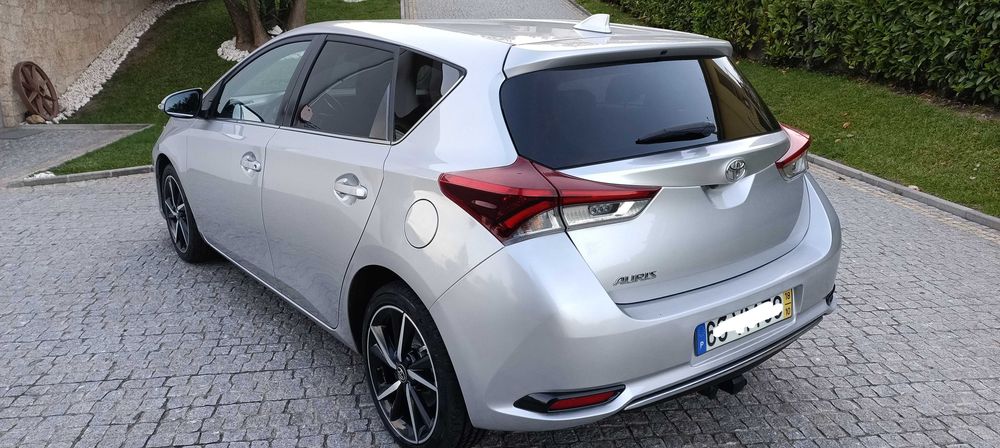 Toyota Auris 1 dono só 136000klm sport