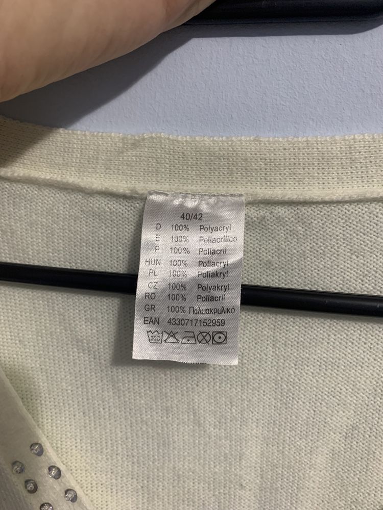 Kremowy sweterek z 3/4 rękawem L/XL