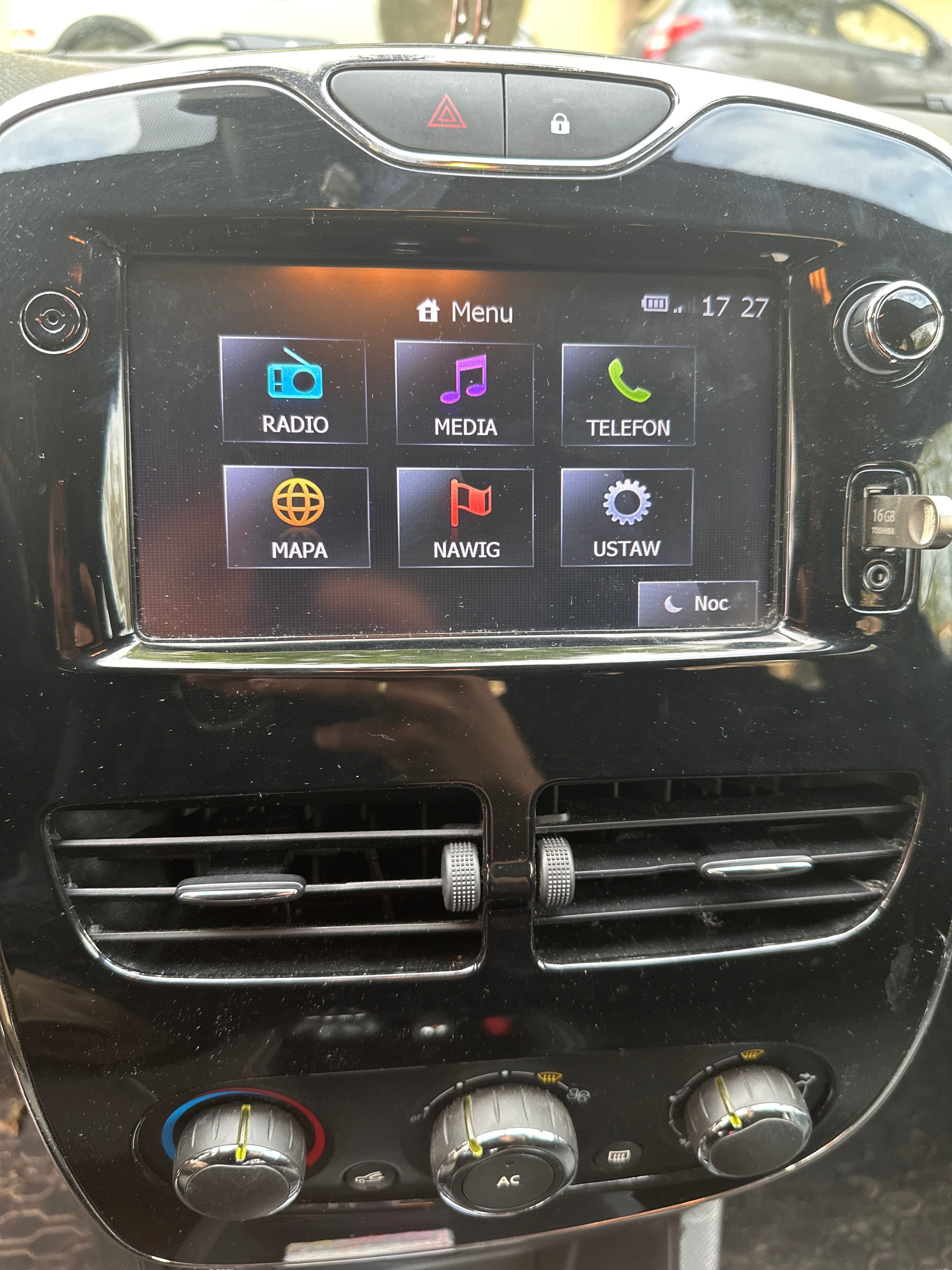 Oryginalne radio do renault clio 4 z 2013r