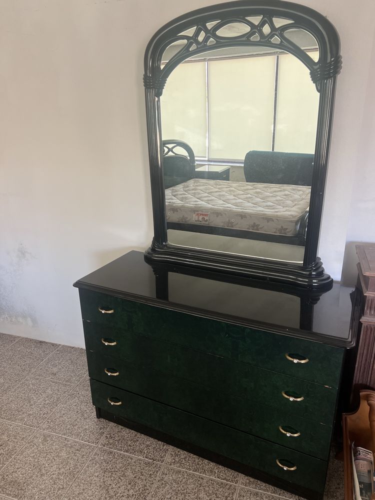 Quarto sem roupeiro