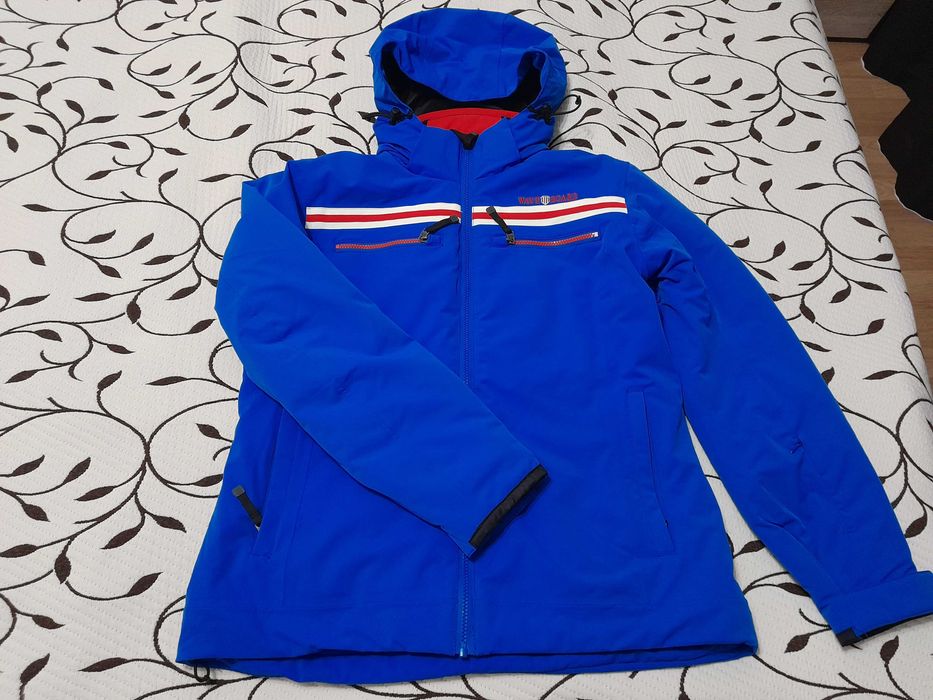 Куртка зимняя лыжная женская, размер 46, фирмы Wave Board