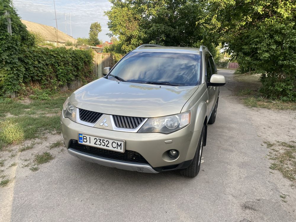 Mitsubishi Outlander 2.0 2007 рік