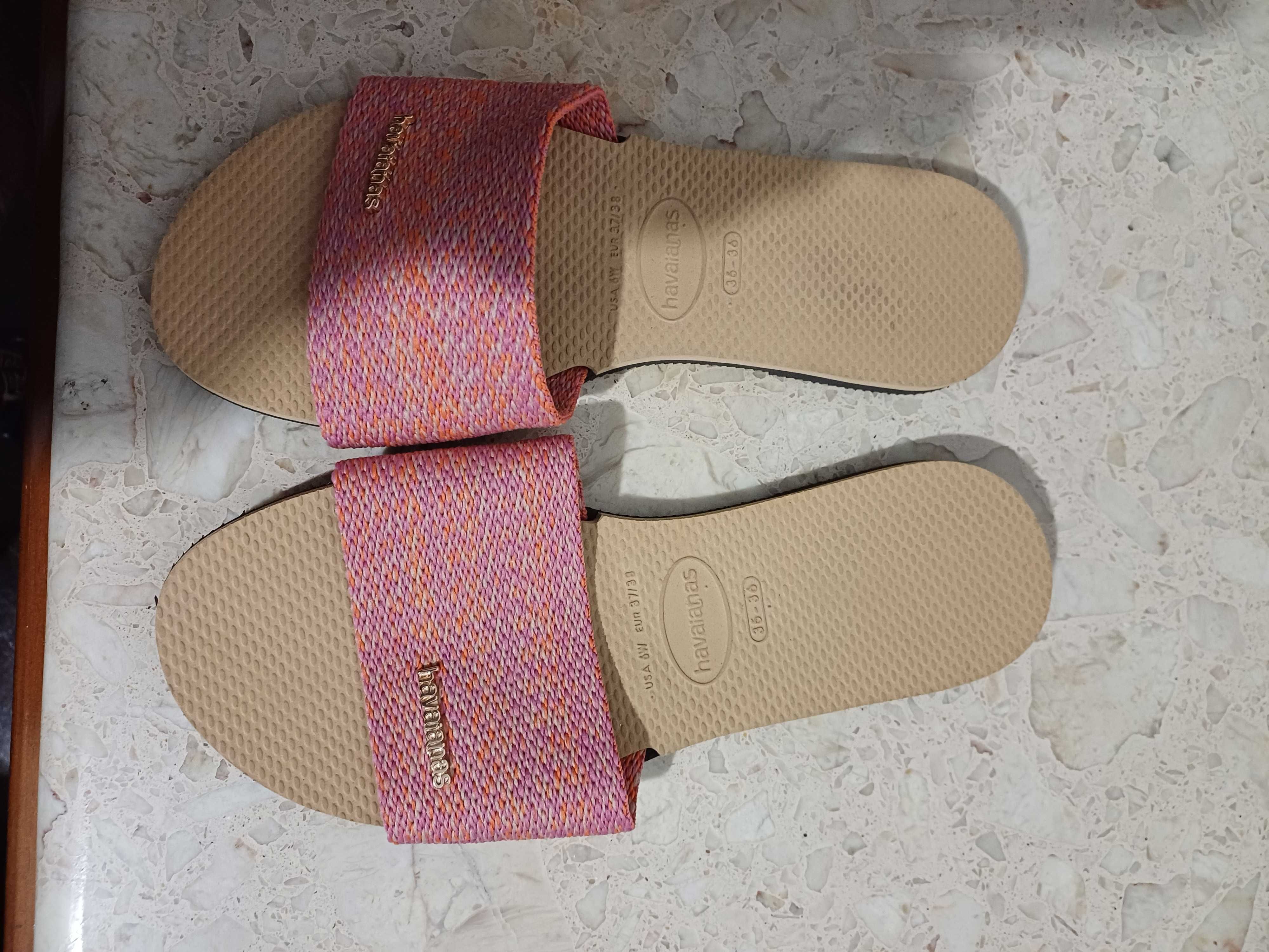 Chinelos havaianas
