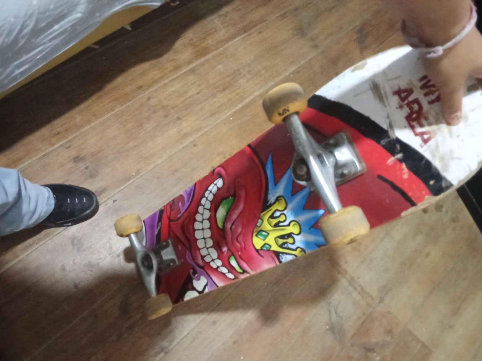 Skate de pista razoavelmente bom
