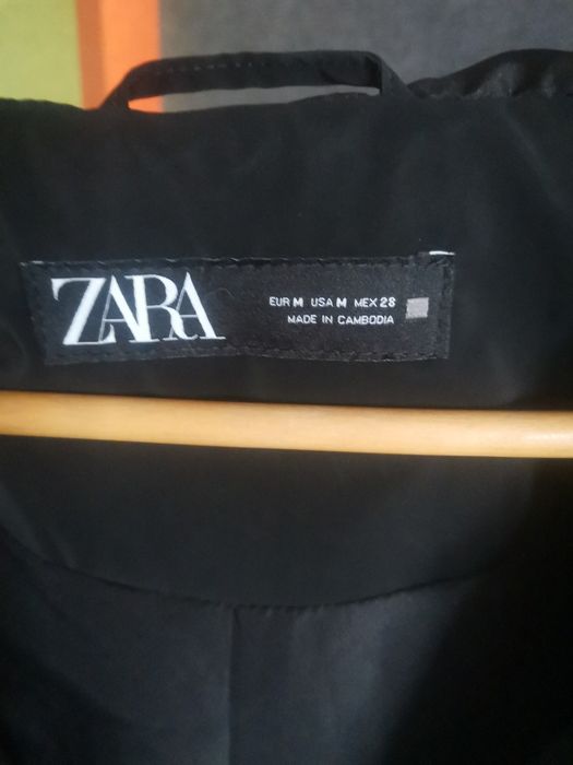Zara куртка кроп жіноча