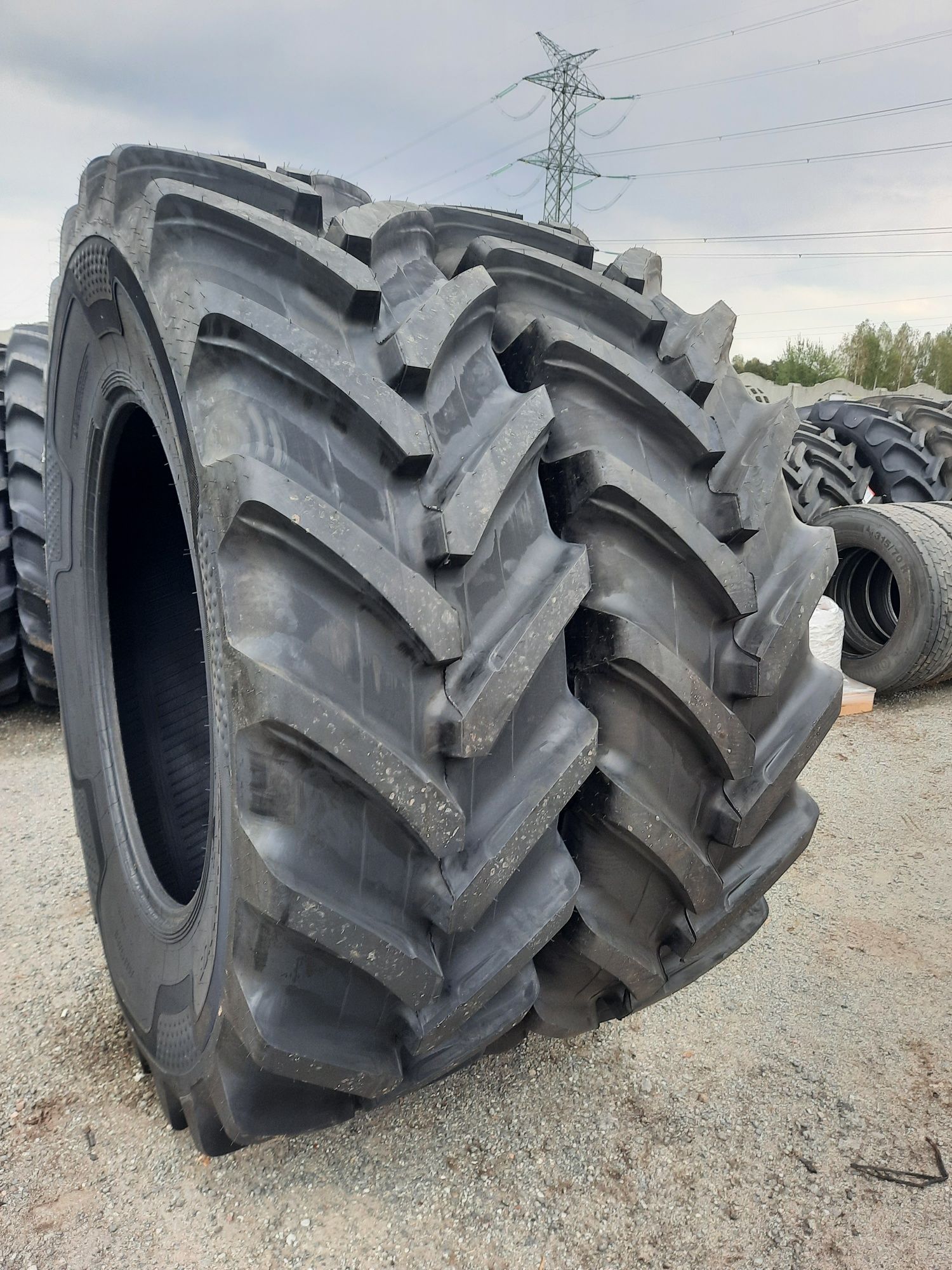 Opony nowe 520/85 R38 (20.8 R38) Alliance Agri Star Ii