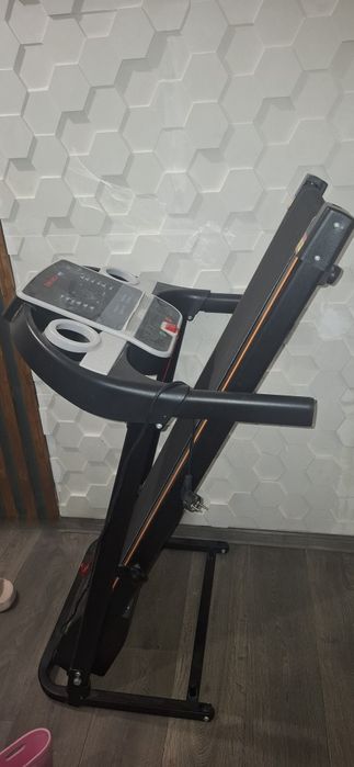 Компактна бігова доріжка