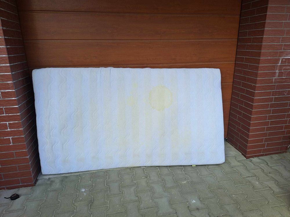 Zadbany materac w bardzo dobrym stanie 110x200