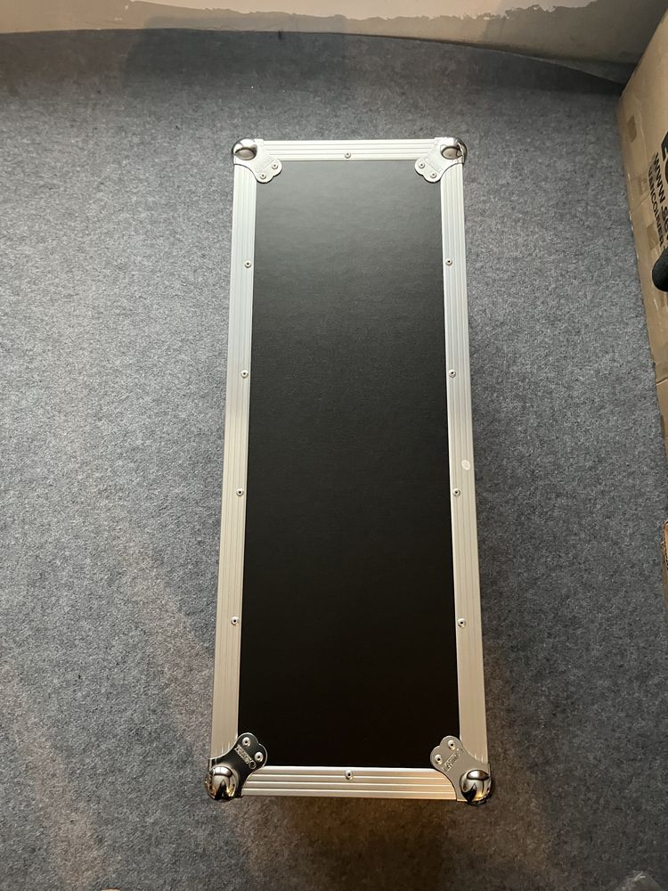 Odyssey FZGAMPHEAD1 ATA  Case na wzmacniacz gitaroey typu head